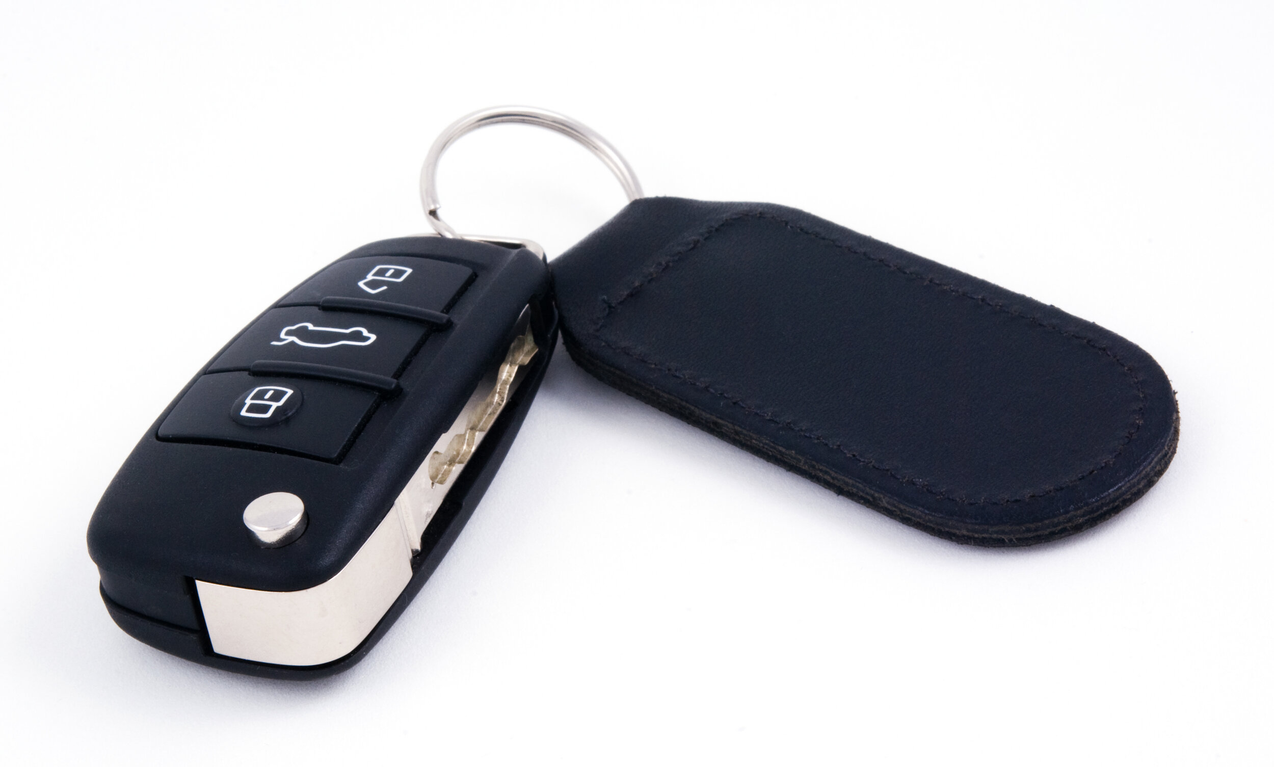 How a Key Fob Works: A Simple Guide for Car Owners