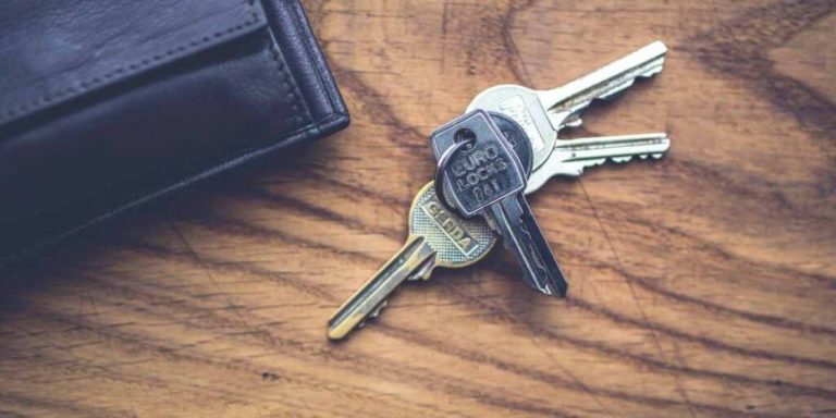 Is it cheaper to rekey or replace locks through key maker near me in 